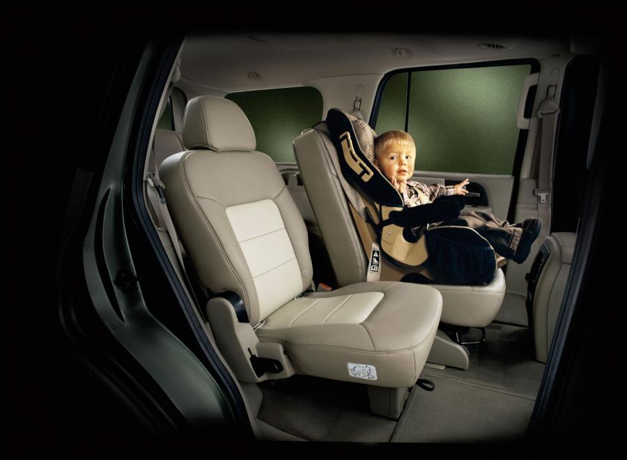  Ford Expedition 2003 года  (фото 39 из 169)